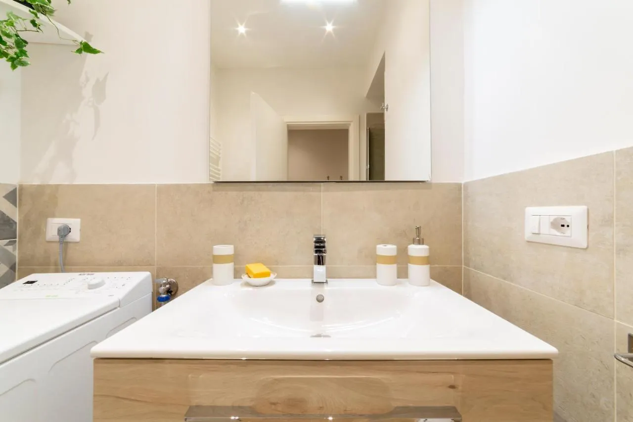 Apartment A Peaceful Oasis By The City Centre Florence